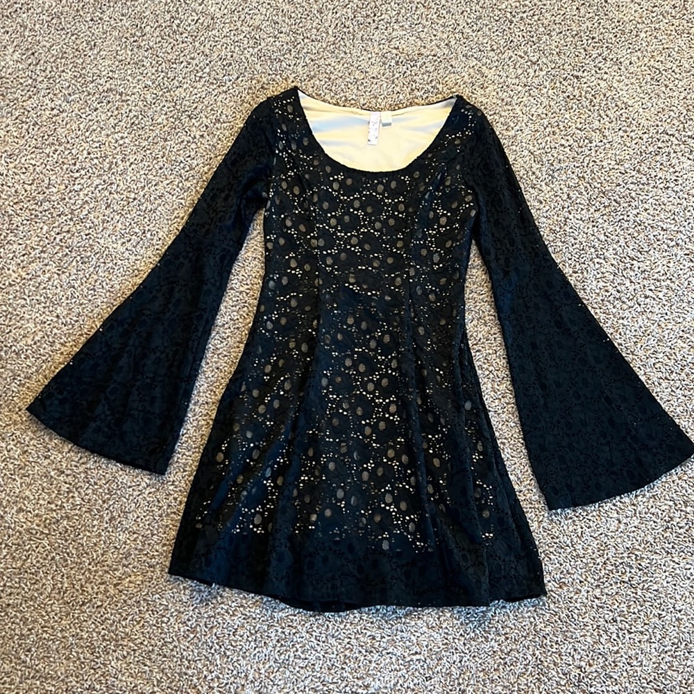 Black lace dress